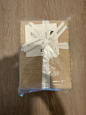 Textured Waffle Weave pillow shams - Beige